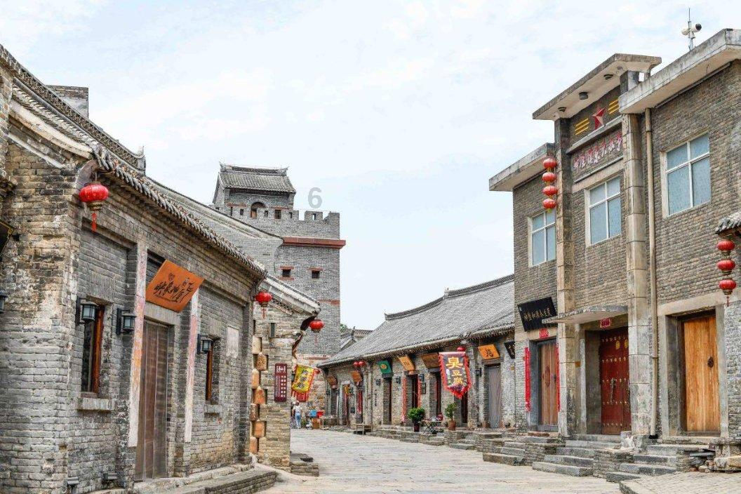 你见过站在海边的婚车吗?万平口“只有爱”观光车来了!